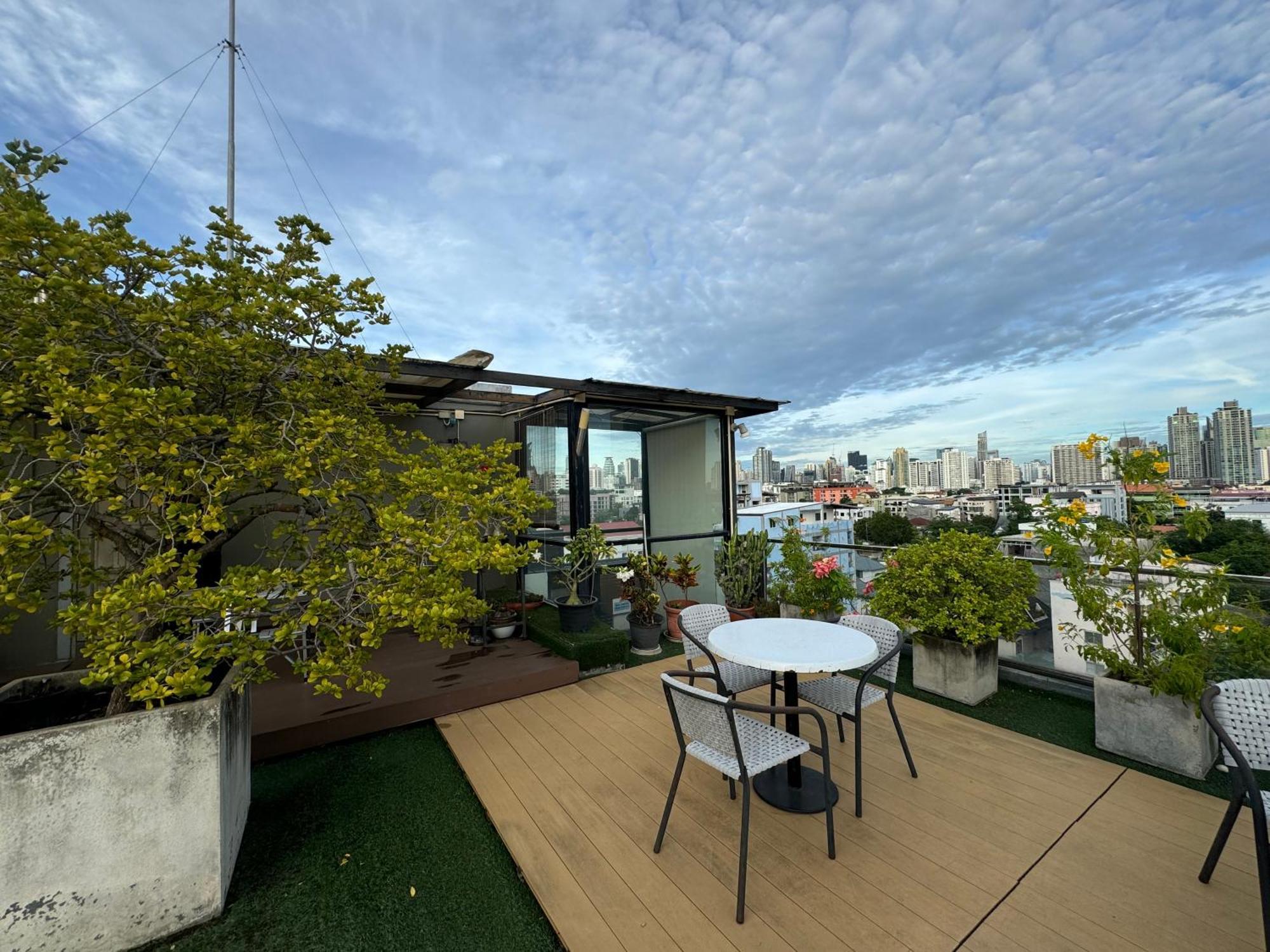 W8 Condo, Top Floor Luxe 3 Bedroom Penthouse, Hip Central Bangkok Area, 5 Mins From Thonglo Bts Station Eksteriør bilde
